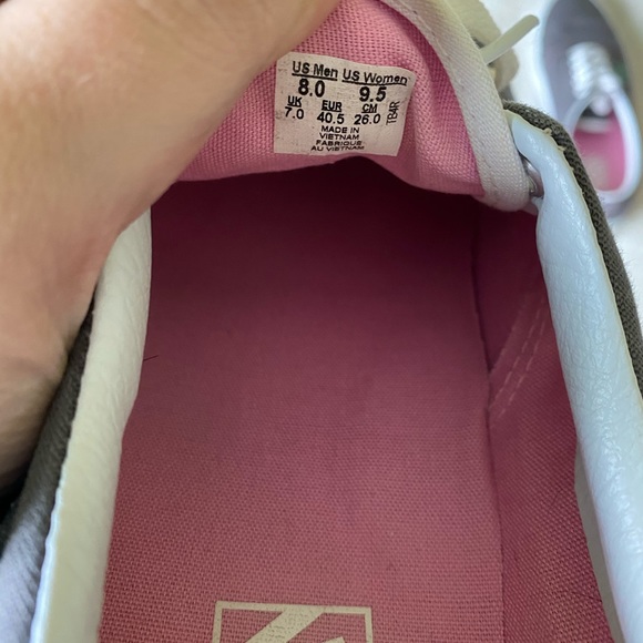 Classic Vans in grey !! - Picture 6 of 6